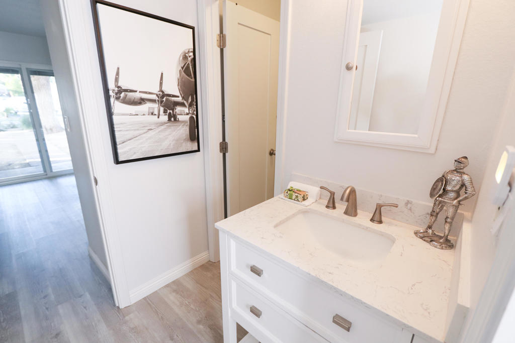 64281 Spyglass Avenue 31 Property Photo 8