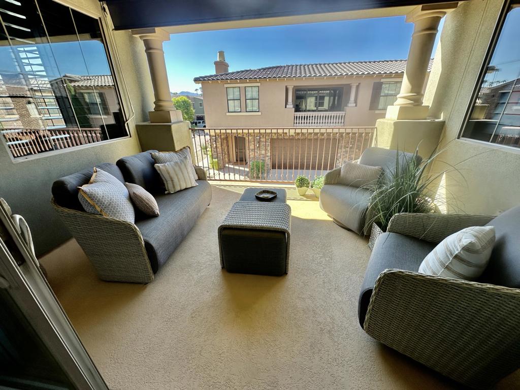 3244 Via Giorna Property Photo 6