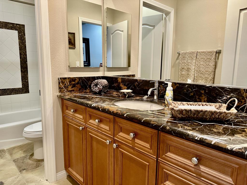 3244 Via Giorna Property Photo 16