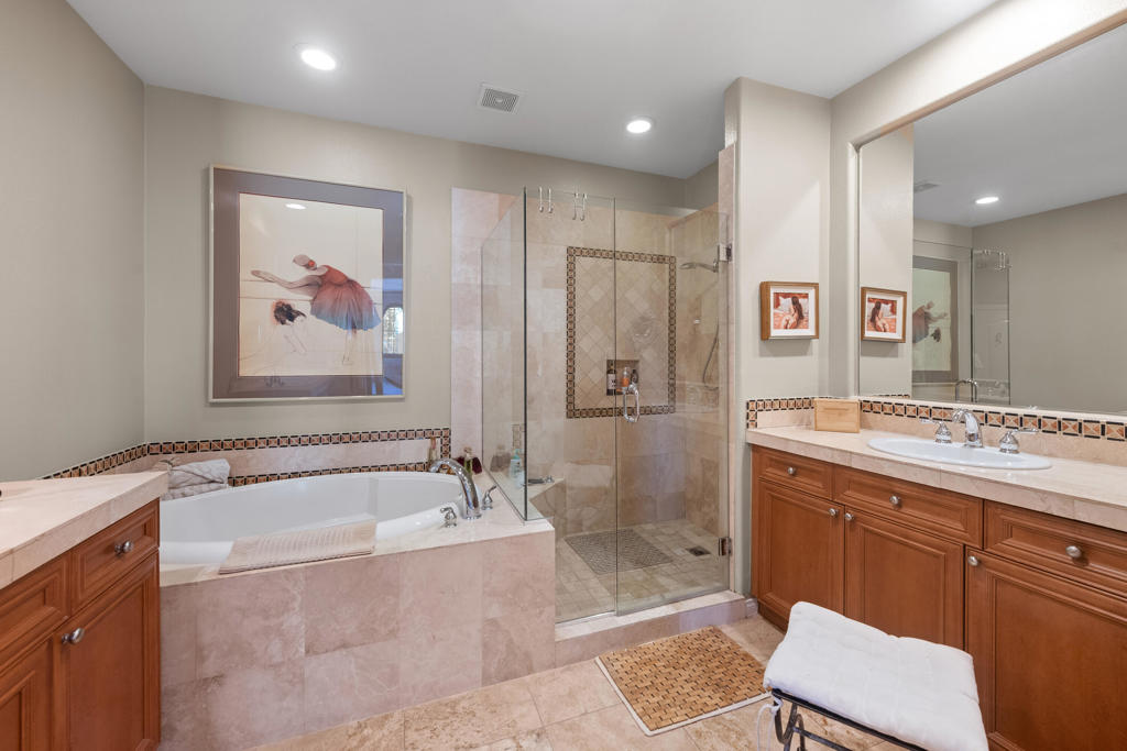 3244 Via Giorna Property Photo 26