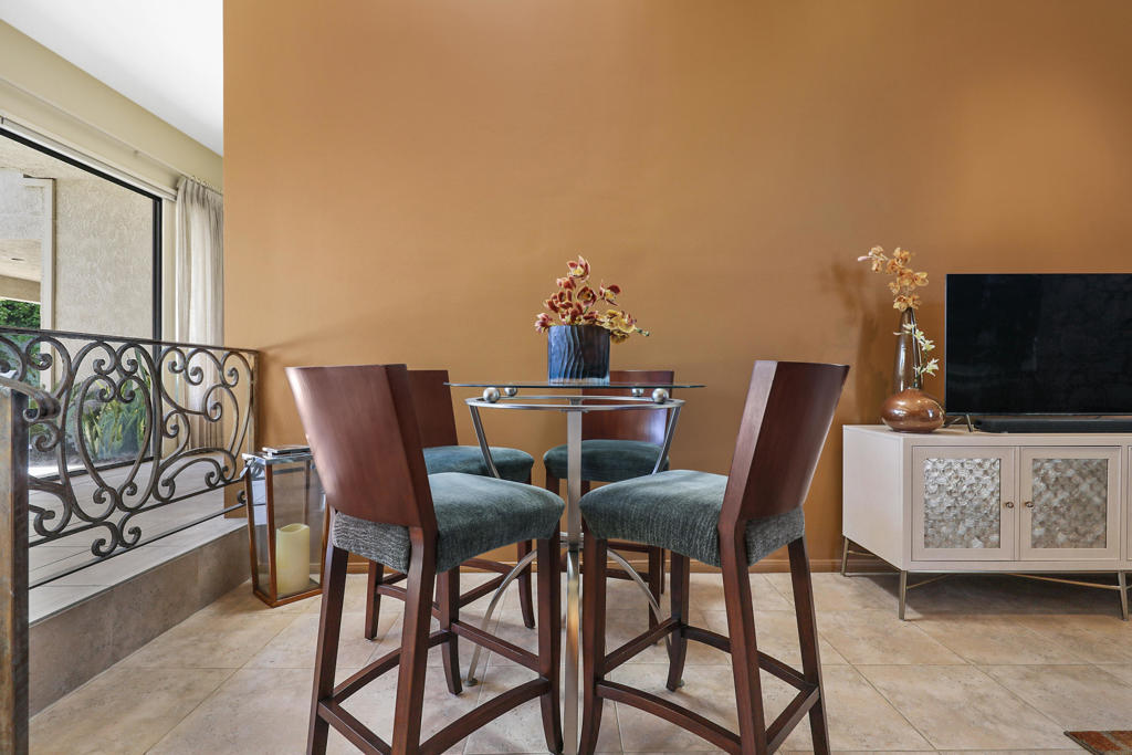 45550 Navajo Road Property Photo 7