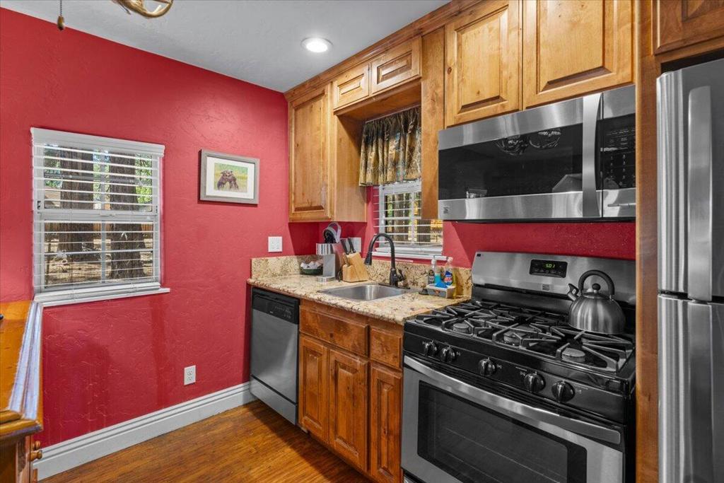 450 Georgia Street Property Photo 12
