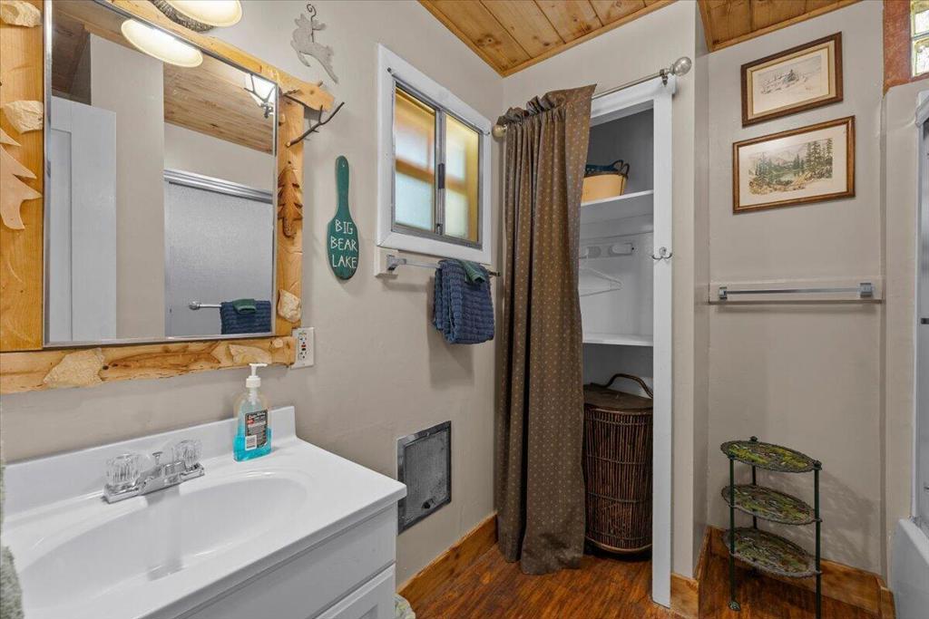 450 Georgia Street Property Photo 19