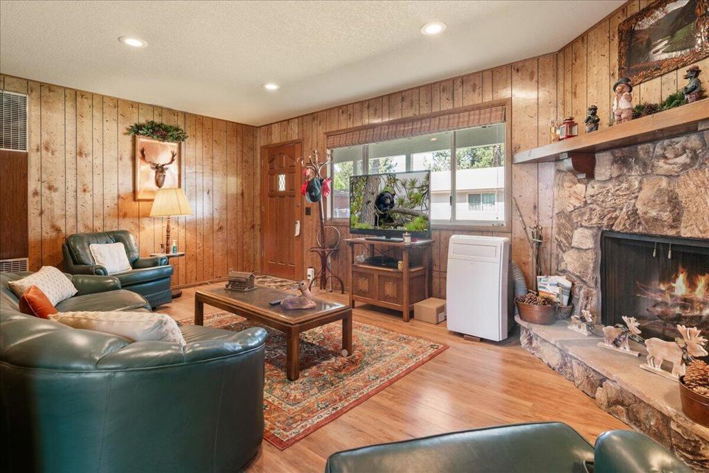 1101 W Country Club Boulevard Property Photo 8