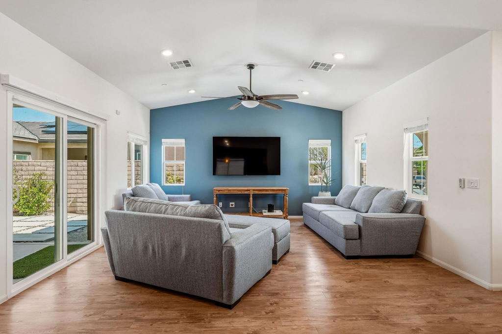 67486 Rio Largo Road Property Photo 4