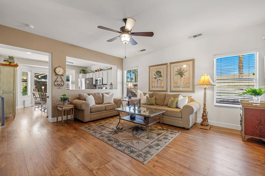 78507 Glastonbury Way Property Photo 8