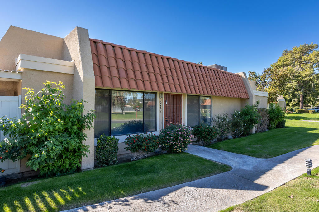 35981 Novio Court Property Photo 3