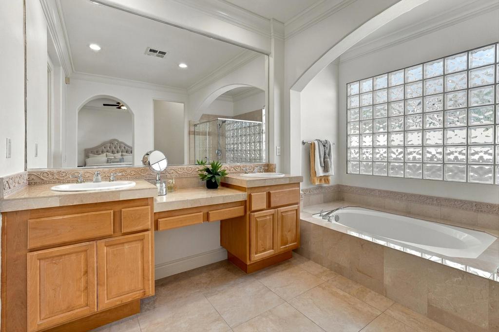 79650 Baya Property Photo 27