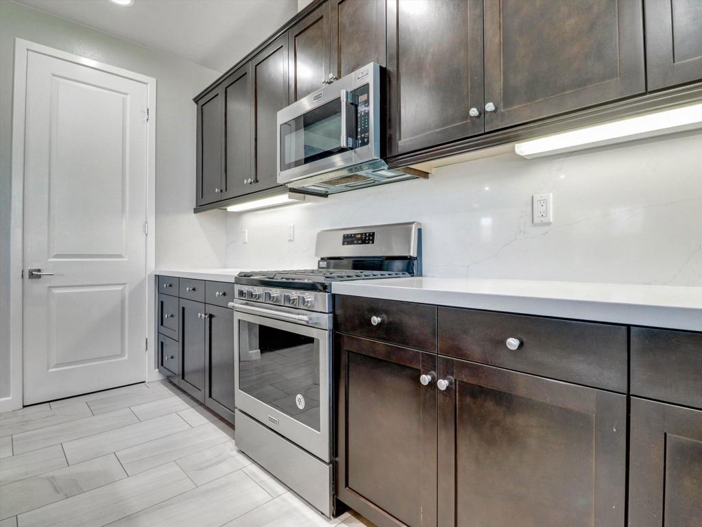 74395 Millennia Way Property Photo 14