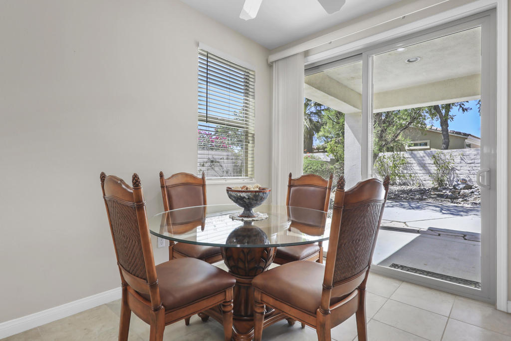 40881 Calle Santa Cruz Property Photo 9