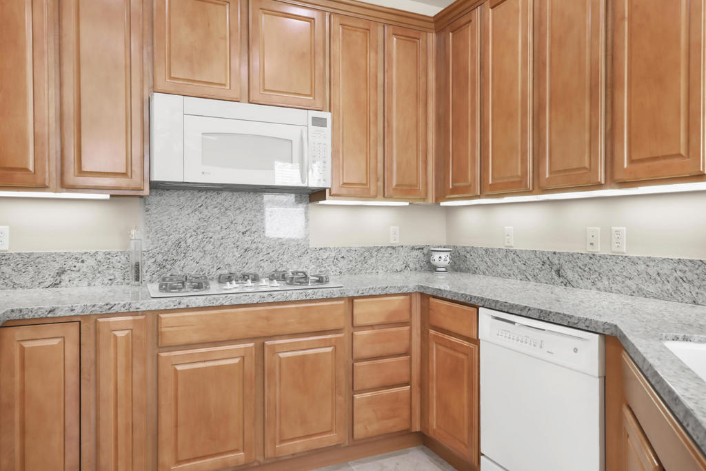 40881 Calle Santa Cruz Property Photo 11