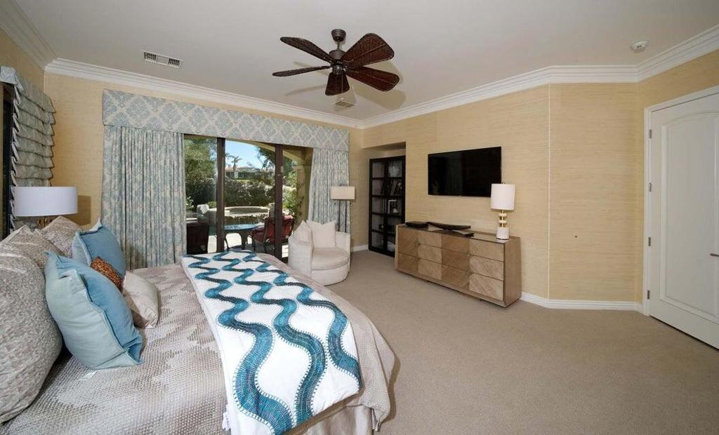 76132 Via Volterra Property Photo 27