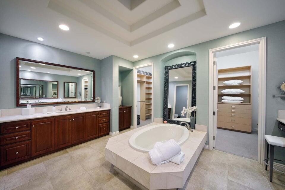 76132 Via Volterra Property Photo 30
