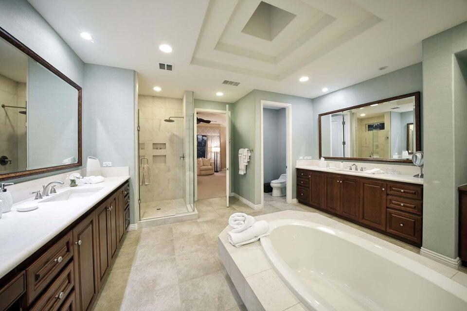 76132 Via Volterra Property Photo 33