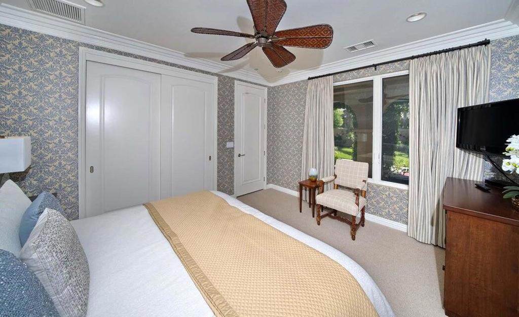 76132 Via Volterra Property Photo 36