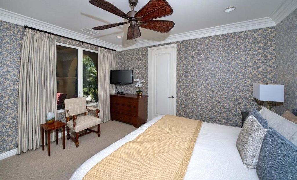 76132 Via Volterra Property Photo 37