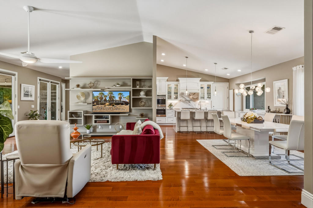 72631 Homestead Road Property Photo 8