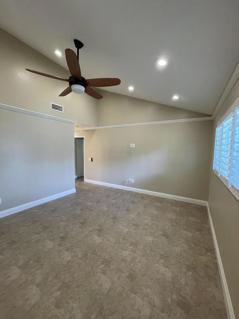 74940 San Simeon Drive Property Photo 6