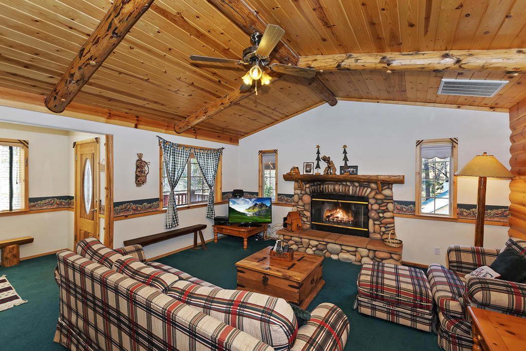 43308 Bow Canyon Road Property Photo 4