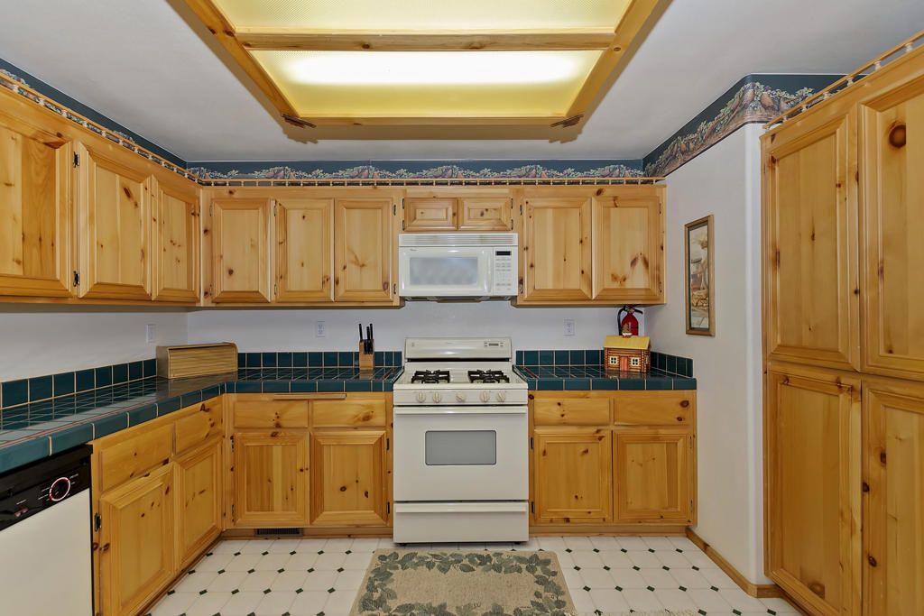 43308 Bow Canyon Road Property Photo 16