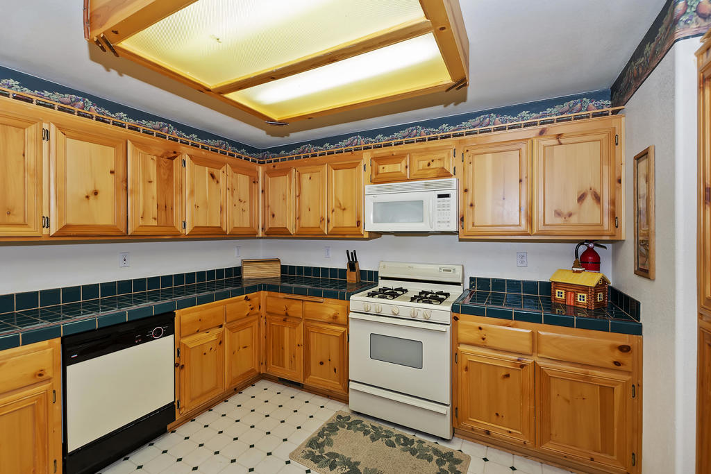 43308 Bow Canyon Road Property Photo 19
