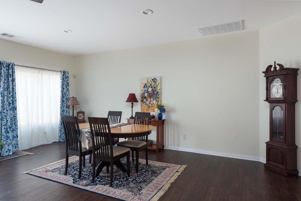 64172 Yosemite Lane Property Photo 8