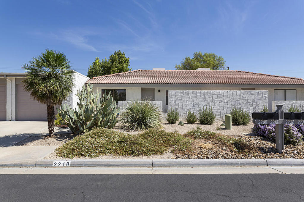 2218 N Sunshine Circle Property Photo 2