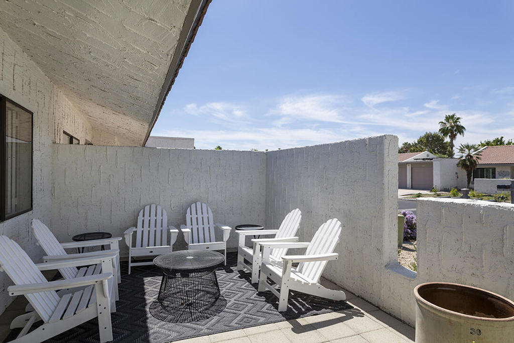 2218 N Sunshine Circle Property Photo 6