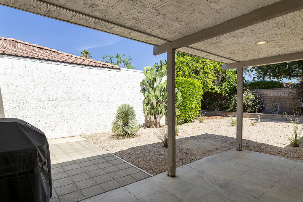 2218 N Sunshine Circle Property Photo 20