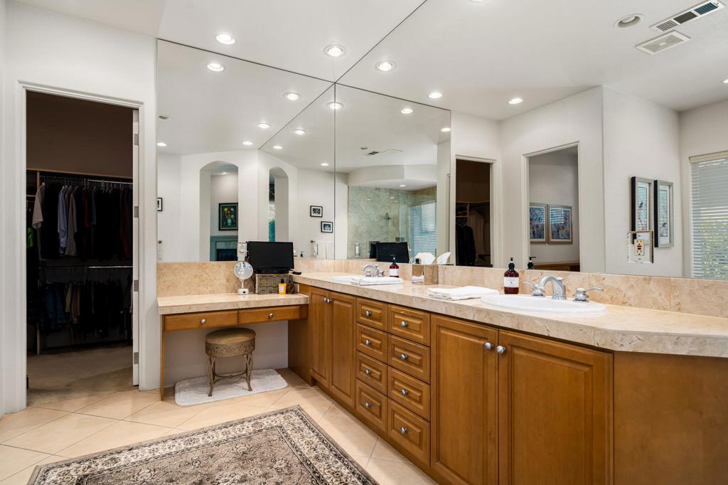 56011 Winged Foot Property Photo 18