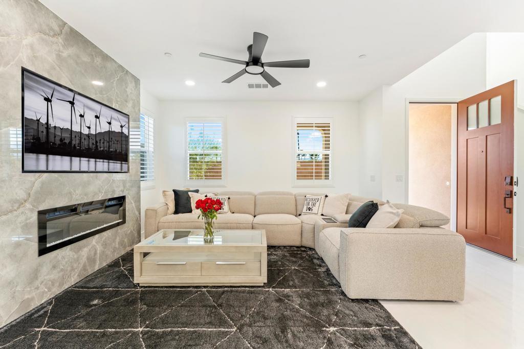 617 Via Firenze Property Photo 2