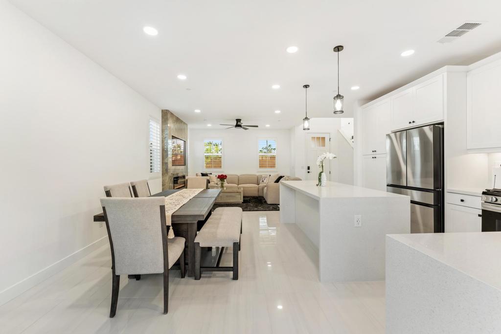 617 Via Firenze Property Photo 8