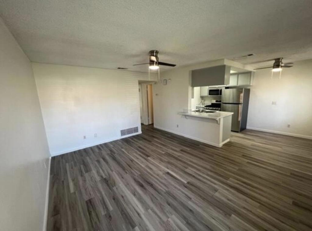 48380 Garbo Drive Property Photo 3