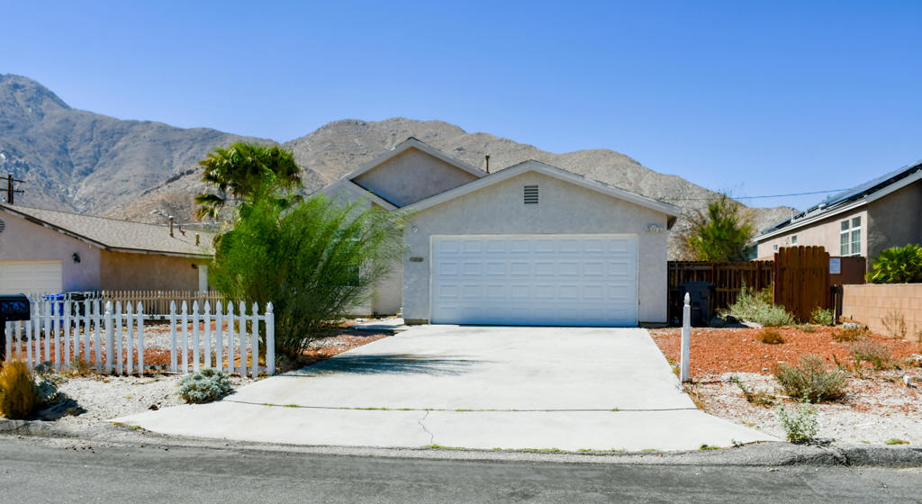 15785 Snow View Drive Property Photo 1
