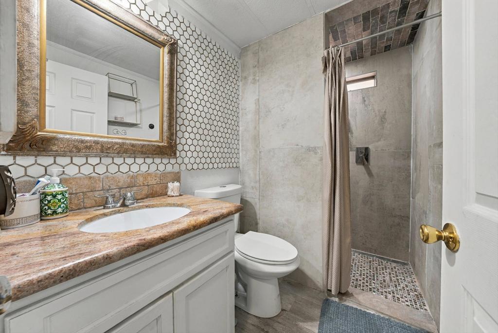 80000 Avenue 48 67 Property Photo 16