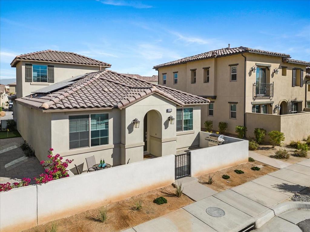 80411 Whisper Rock Way Property Photo 1