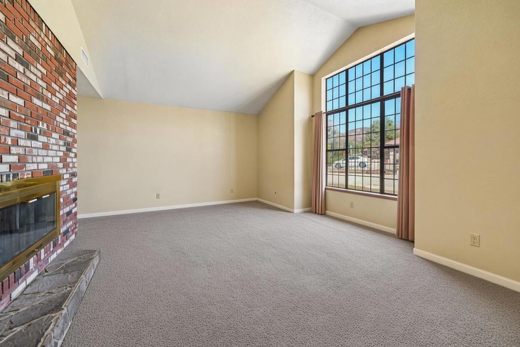 36261 Serape Drive Property Photo 11