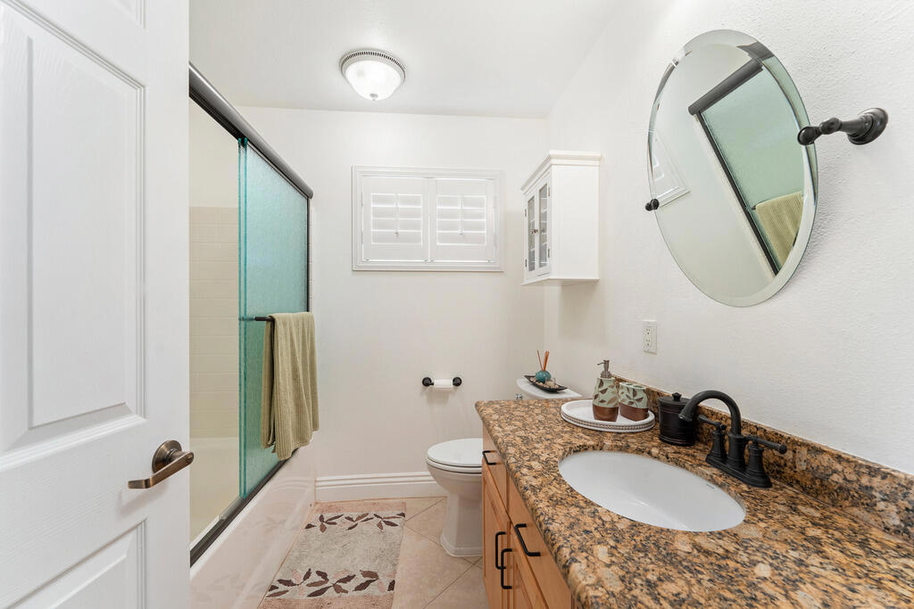1251 Riviera Circle Property Photo 28