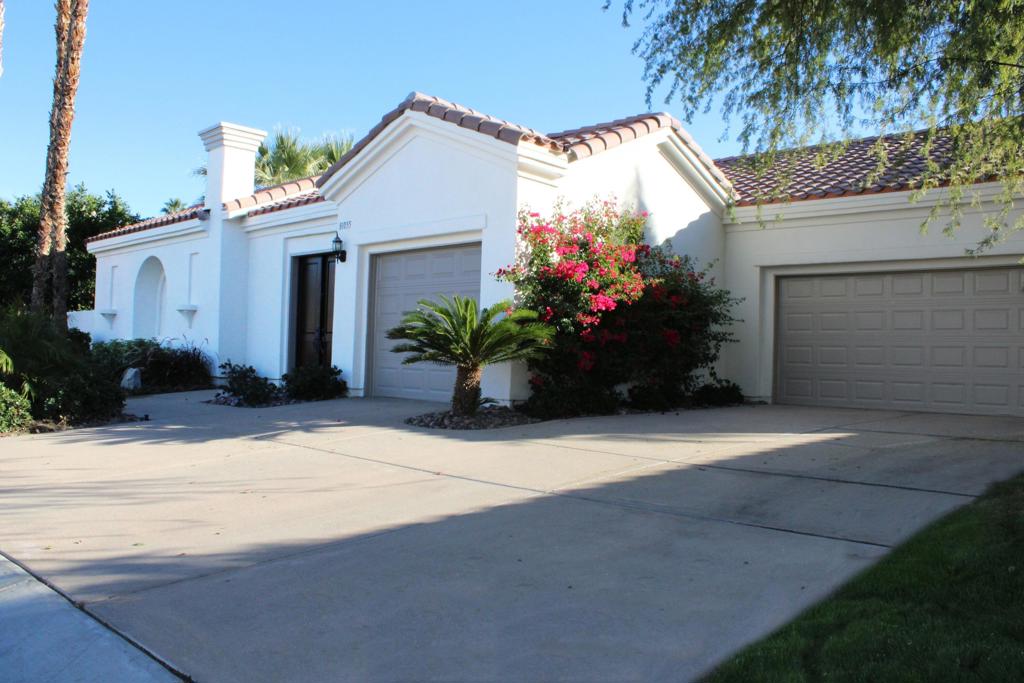 81055 Golf View Drive Property Photo 2