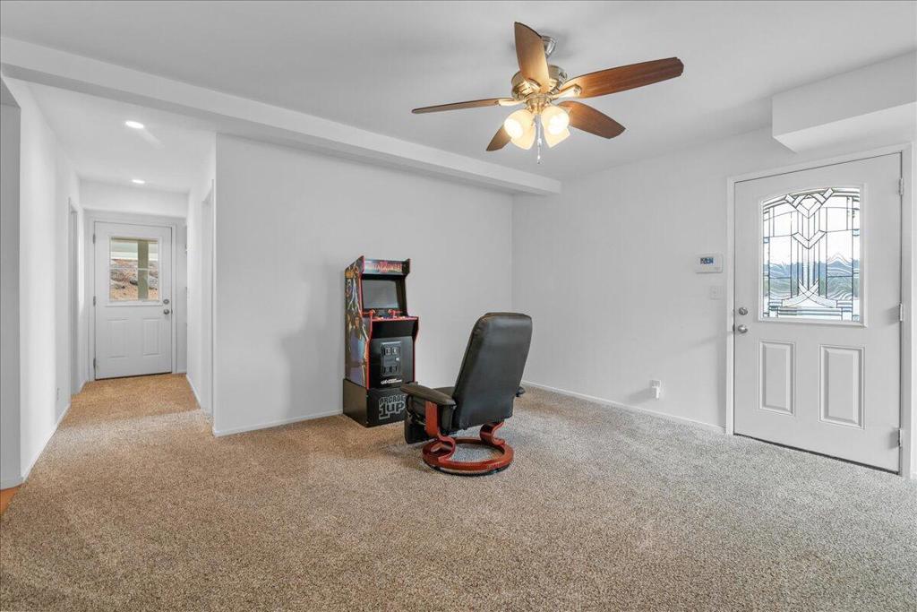 38634 N Shore Drive Property Photo 7