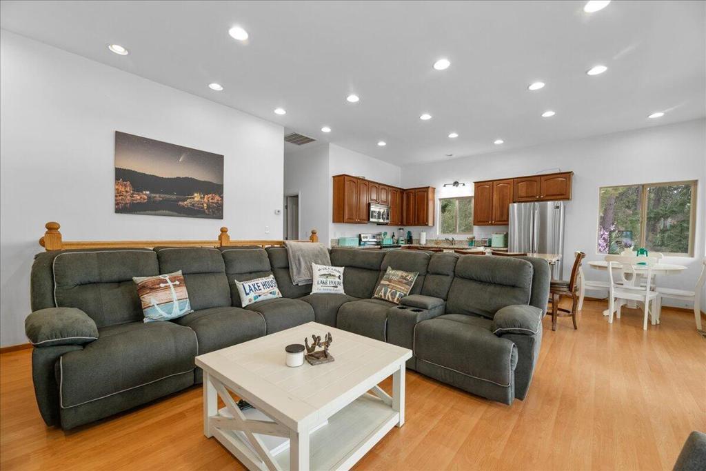 38634 N Shore Drive Property Photo 21