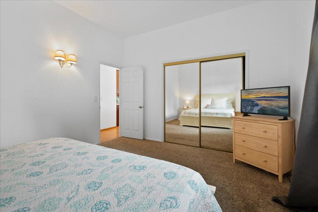 38634 N Shore Drive Property Photo 28