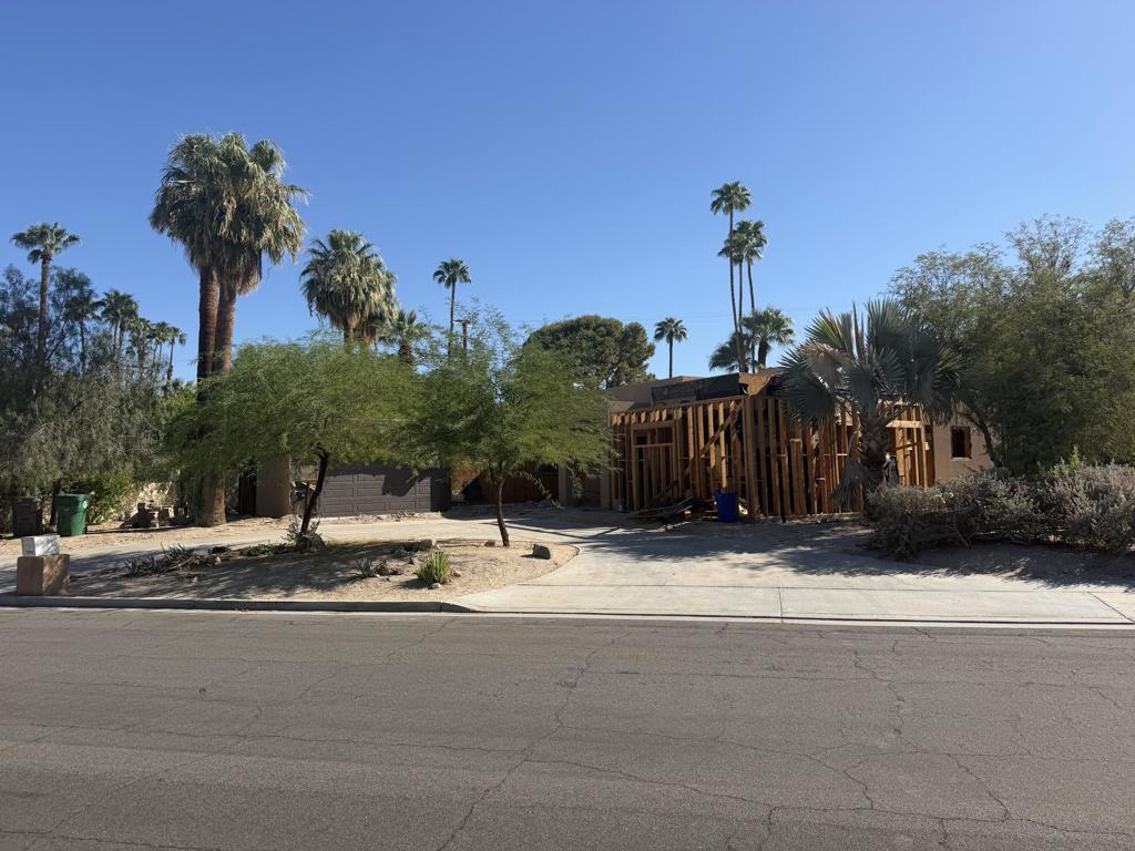 73751 Joshua Tree Street Property Photo 4