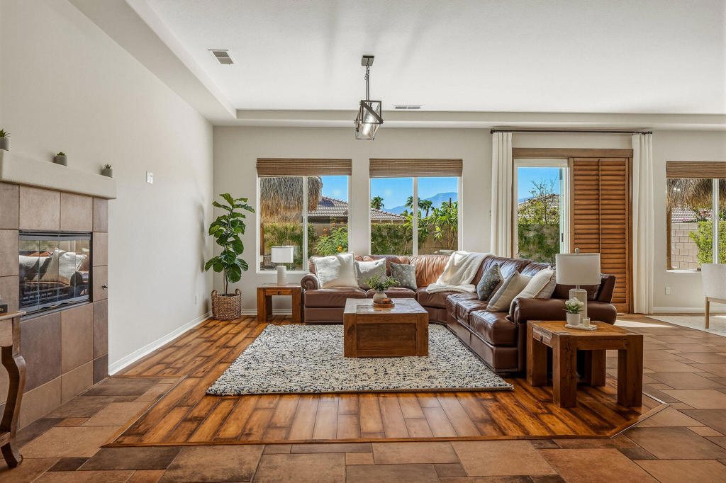 79847 Viento Drive Property Photo 6