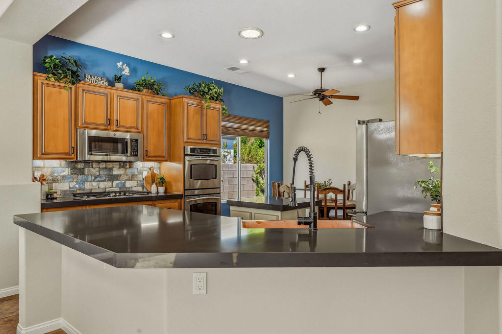 79847 Viento Drive Property Photo 14