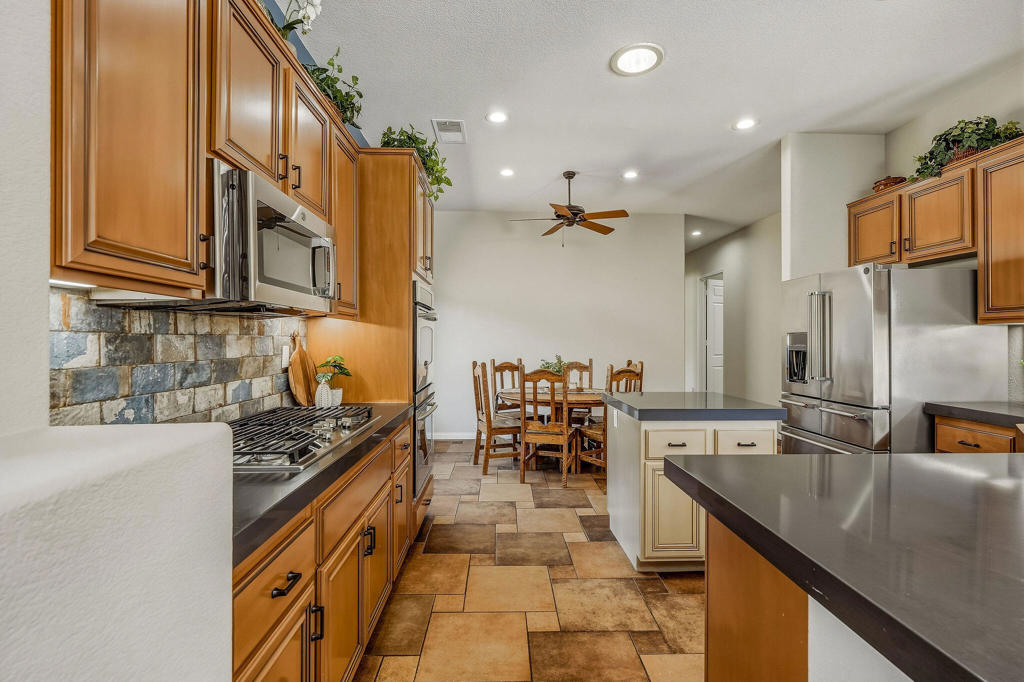 79847 Viento Drive Property Photo 18