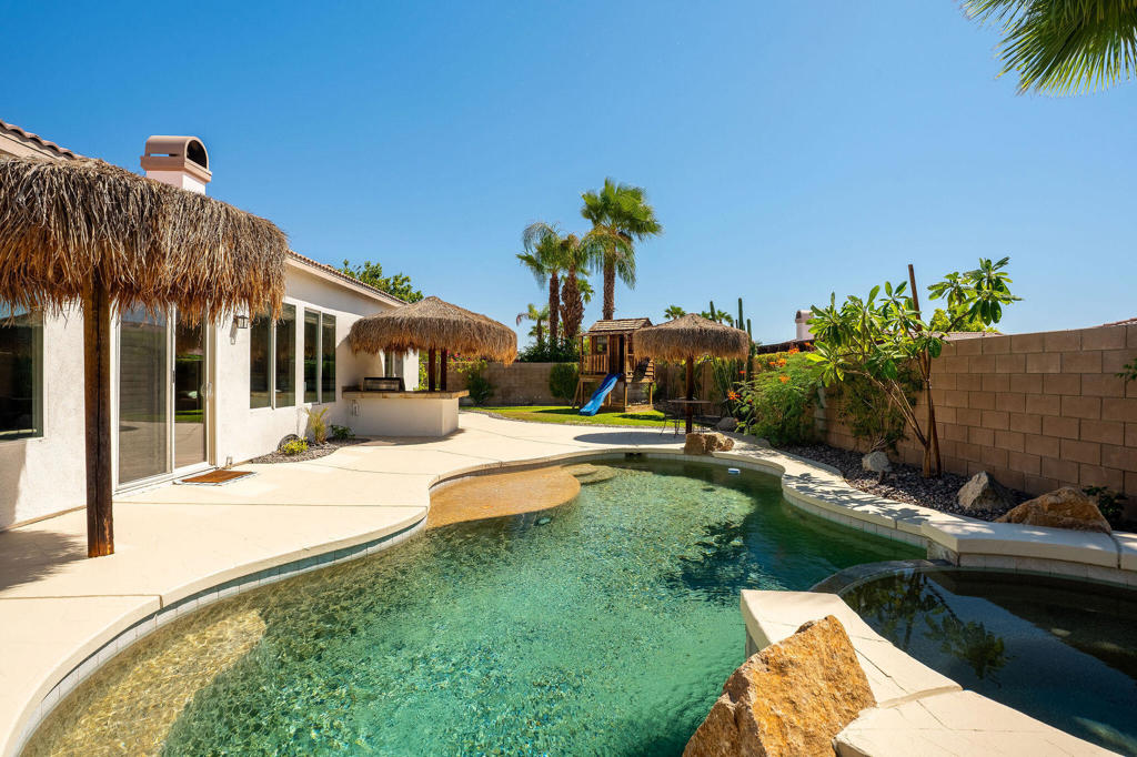 79847 Viento Drive Property Photo 47