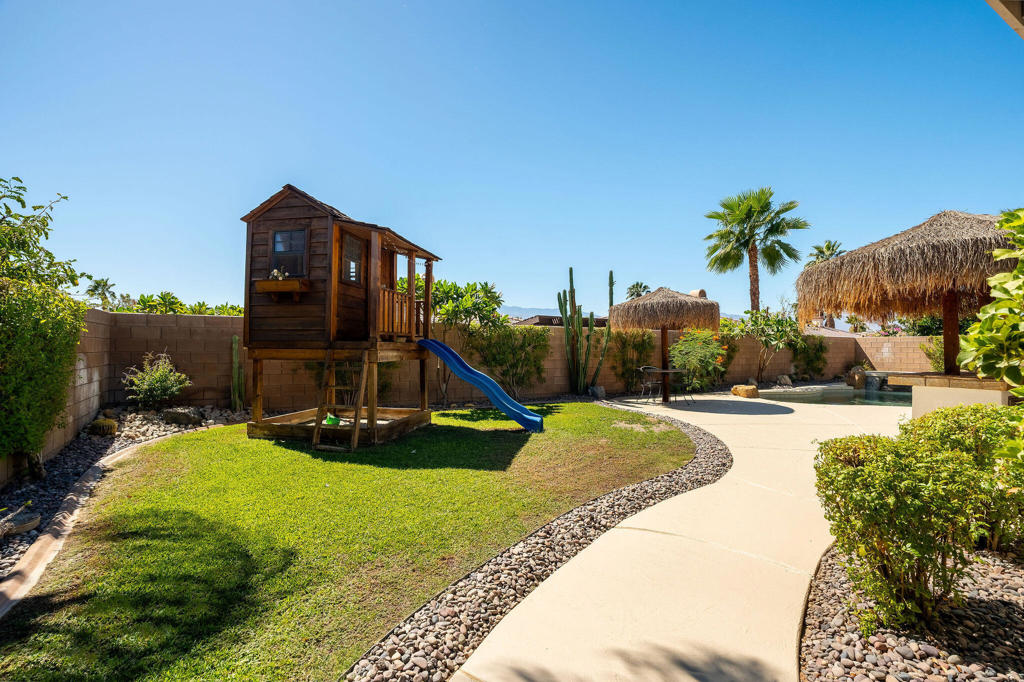 79847 Viento Drive Property Photo 50