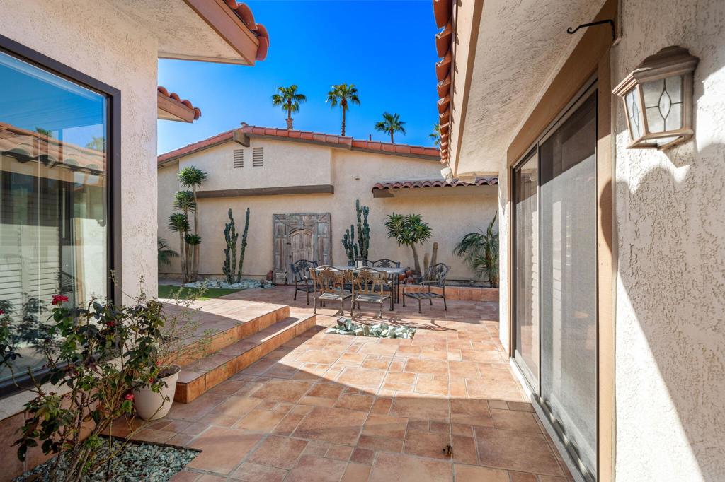 44380 Ontario Court Property Photo 3