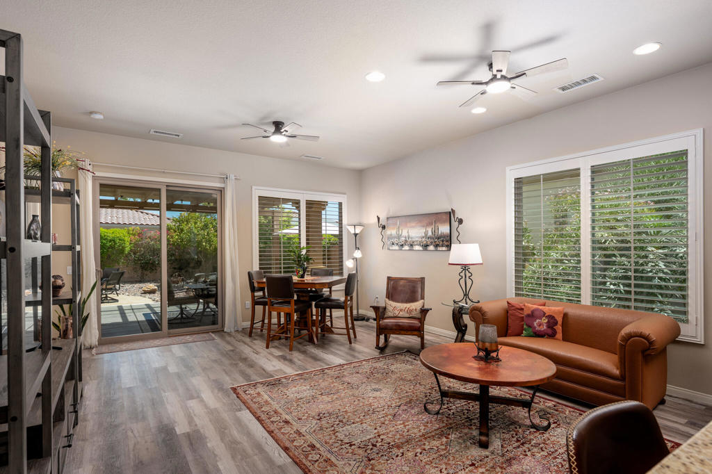 41360 Calle Pampas Property Photo 7